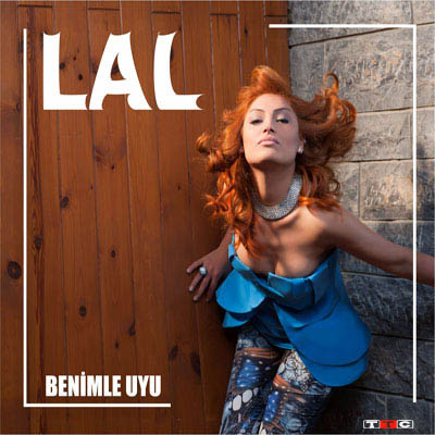 https://dl.venusm.shop//bita2/Music/Album2/LaL%20-%20Benimle%20Uyu/Lal.jpg